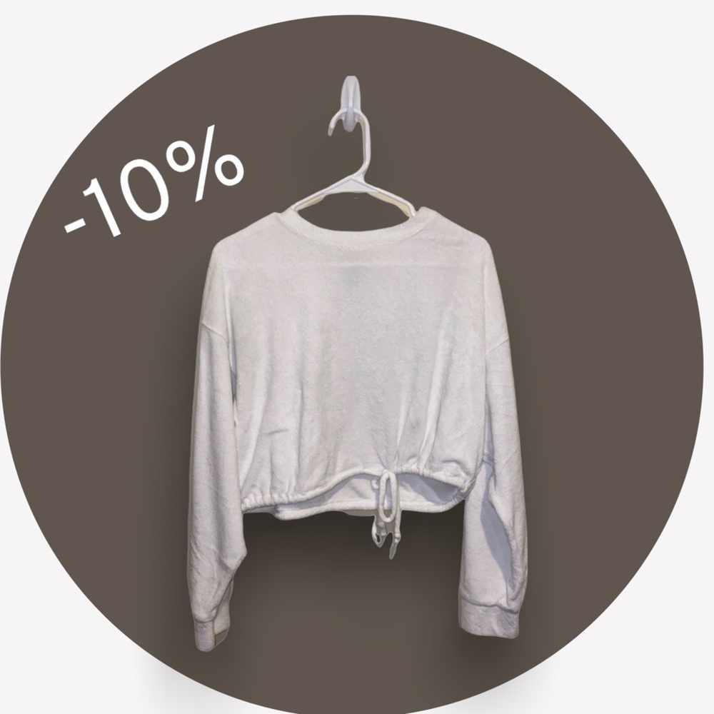 [Forever 21] White Cropped Crewneck✨On Sale✨